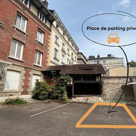 Le Flaubert, Appartement Et Parking En Centre Ville Ruan Exterior foto
