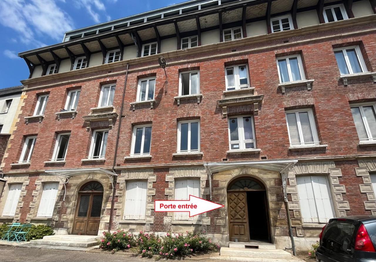Le Flaubert, Appartement Et Parking En Centre Ville Ruan Exterior foto